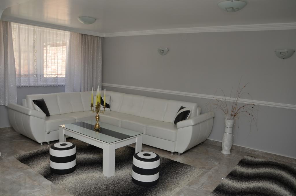 Apartments Royal Menex Požarevac Εξωτερικό φωτογραφία