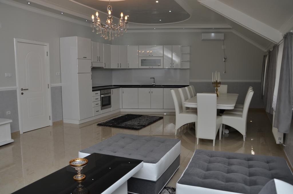 Apartments Royal Menex Požarevac Δωμάτιο φωτογραφία