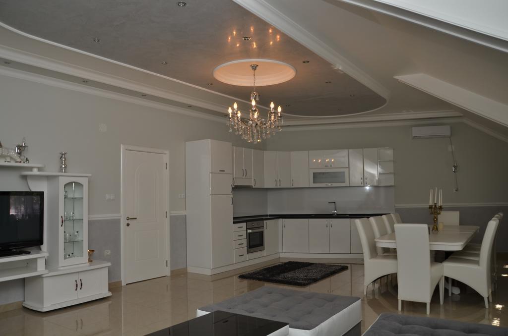 Apartments Royal Menex Požarevac Δωμάτιο φωτογραφία