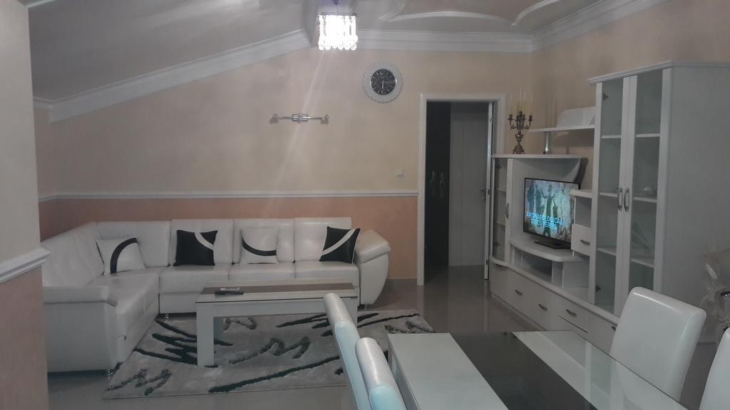 Apartments Royal Menex Požarevac Εξωτερικό φωτογραφία